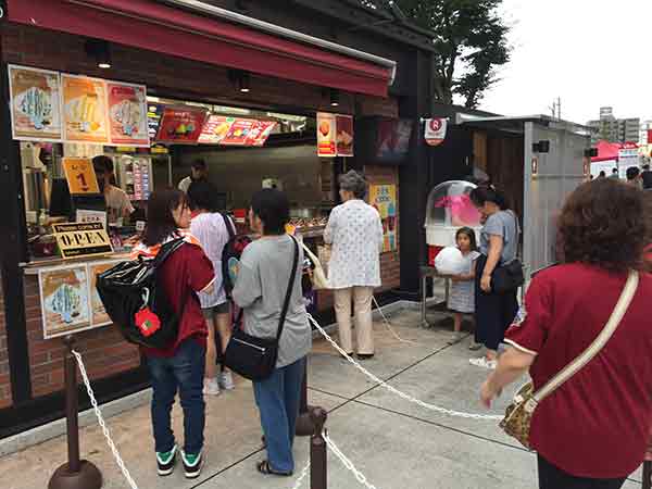 楽天koboスタジアム宮城光るわたあめ利用の様子株式会社ALBA